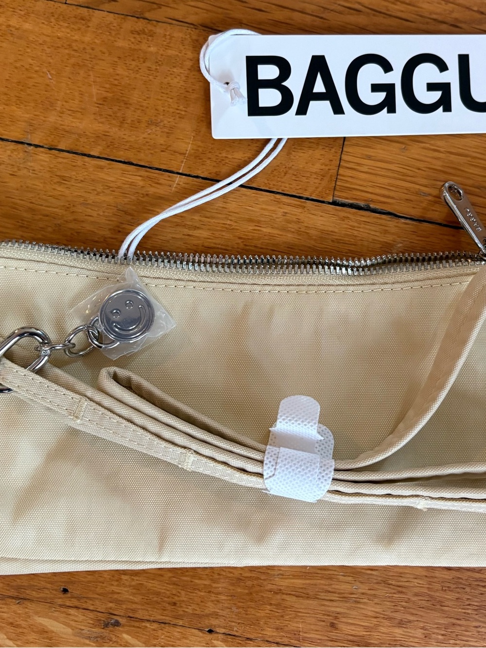 BAGGU Beige Nylon Pochette Purse